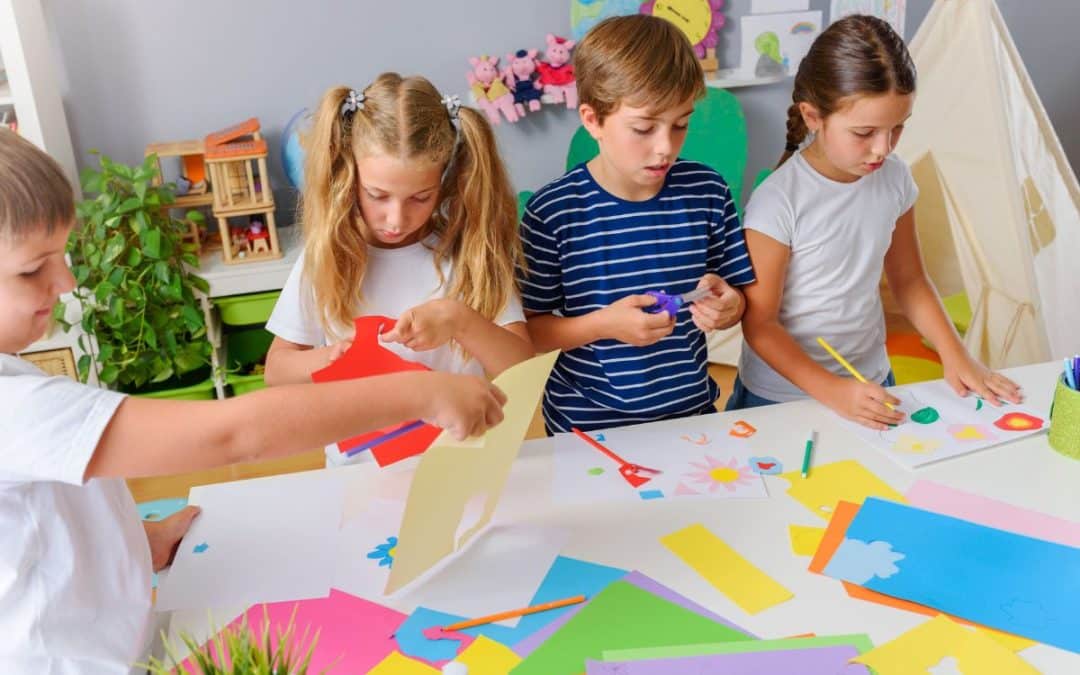25 Best Nature Crafts for Kids | Easy Activities